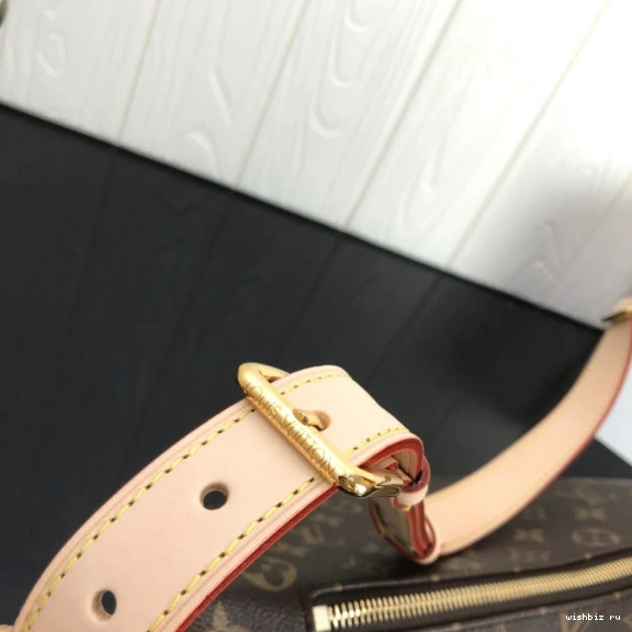 WIS Bumbag Vuitton Louis 0115